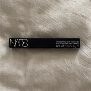 Nars Smudge Proof Eyeshadow Base